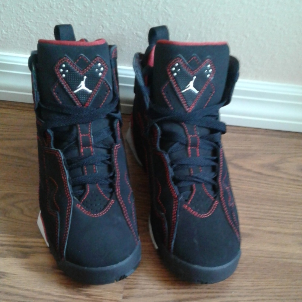 Jordan true flight black & red mint condition sz 5